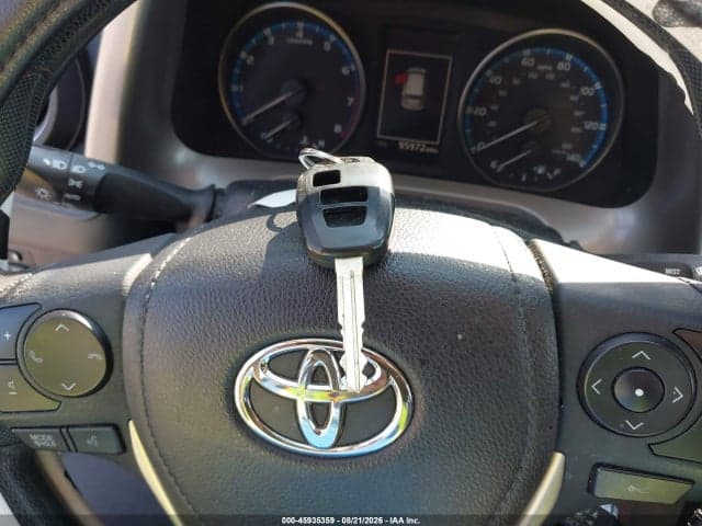 2018 TOYOTA RAV4 LE 11