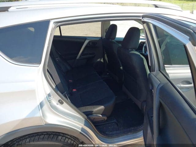 2018 TOYOTA RAV4 LE 8