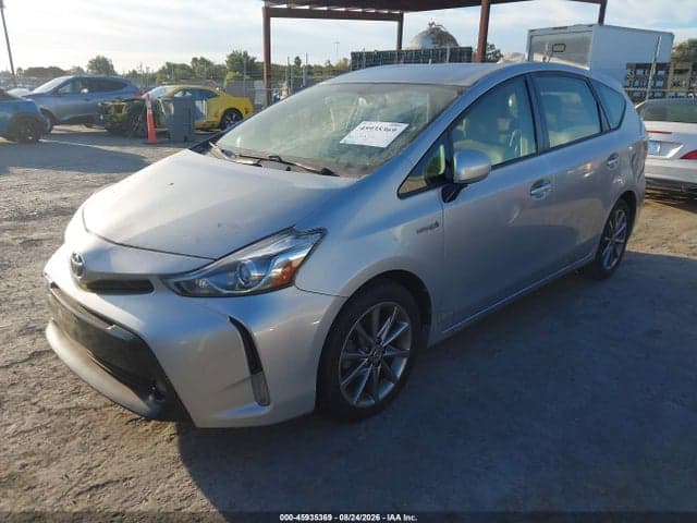 2017 TOYOTA PRIUS V FIVE 2
