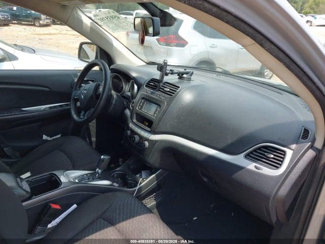 2019 DODGE JOURNEY SE 5