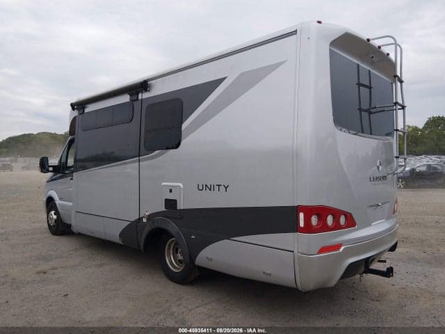 2017 LEISURE SPRINTER 3