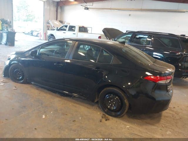 2024 TOYOTA COROLLA LE 3