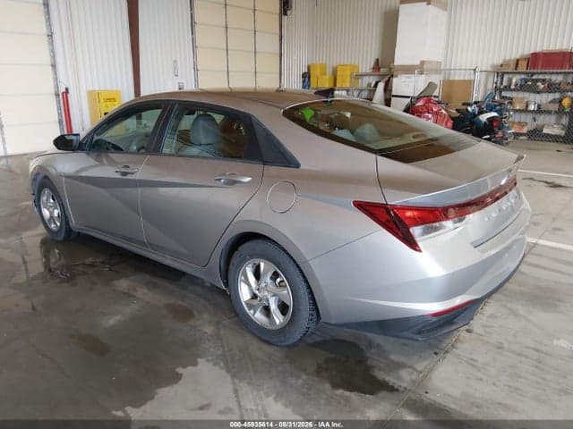 2021 HYUNDAI ELANTRA SE 3