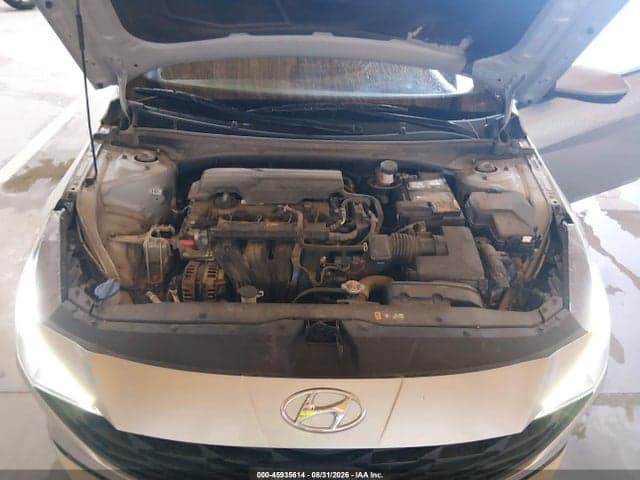2021 HYUNDAI ELANTRA SE 10