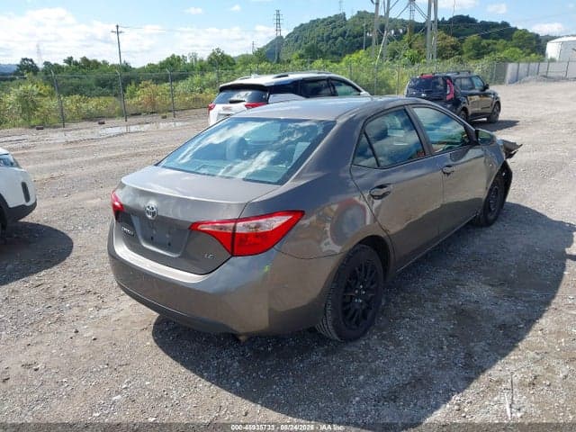 2017 TOYOTA COROLLA LE 4