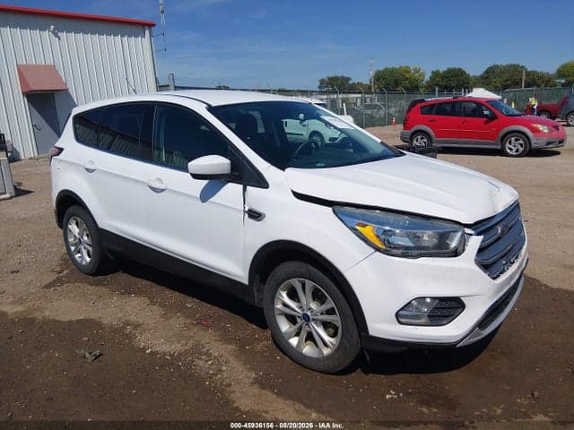 2017 FORD ESCAPE SE 1