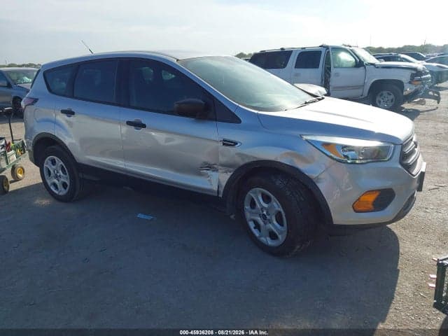 2017 FORD ESCAPE S 1