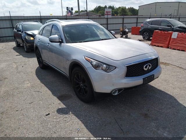 2017 INFINITI QX70 1