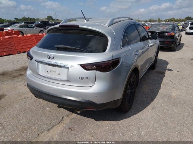 2017 INFINITI QX70 4