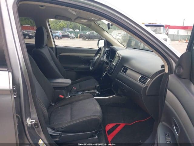 2018 MITSUBISHI OUTLANDER ES 5