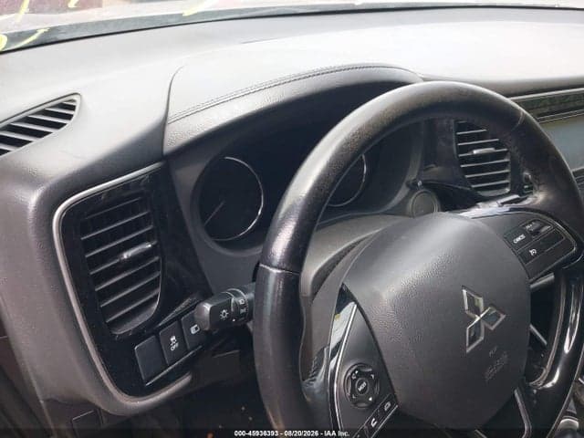 2017 MITSUBISHI OUTLANDER ES 7