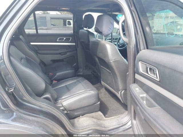 2017 FORD EXPLORER XLT 8