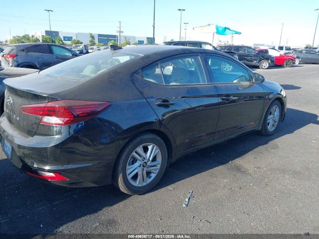 2020 HYUNDAI ELANTRA SEL 4