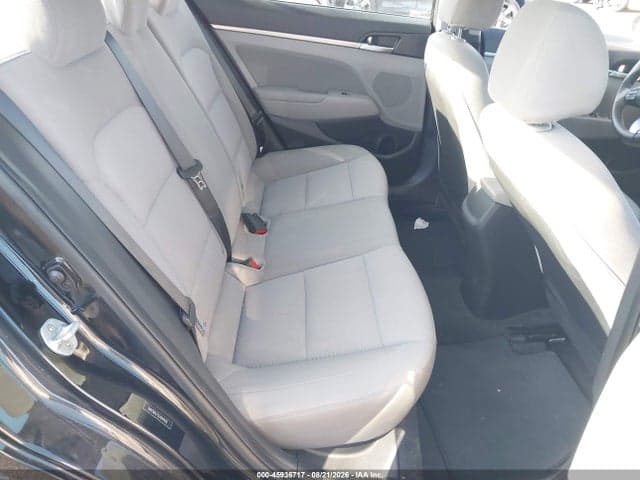 2020 HYUNDAI ELANTRA SEL 8
