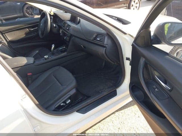 2017 BMW 320I 5