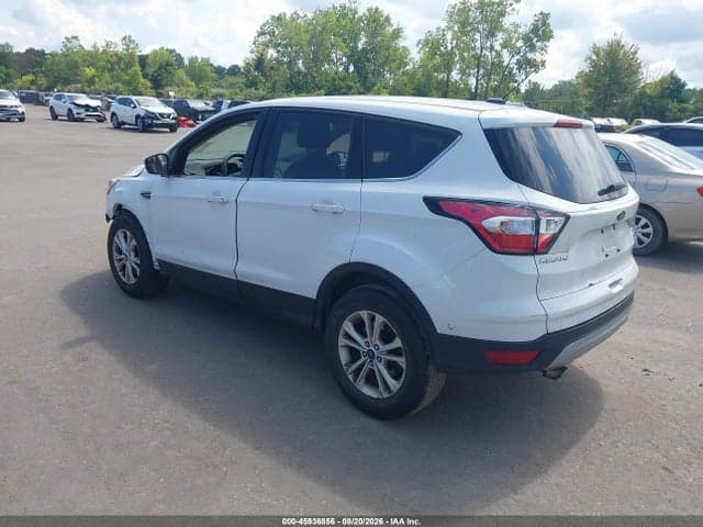 2017 FORD ESCAPE SE 3