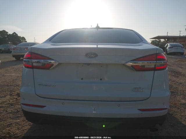 2019 FORD FUSION SEL 16