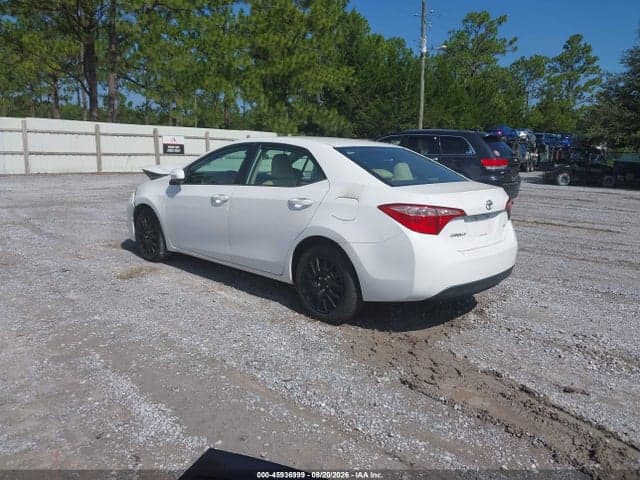 2017 TOYOTA COROLLA LE 3