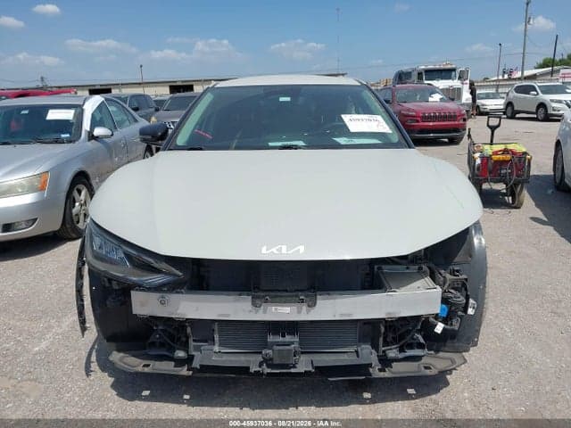 2022 KIA EV6 WIND 12