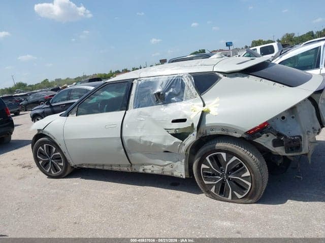 2022 KIA EV6 WIND 14