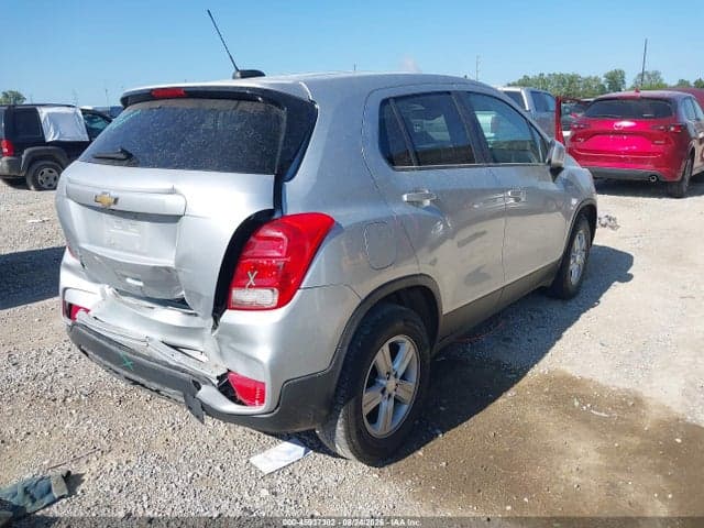 2020 CHEVROLET TRAX FWD LS 4