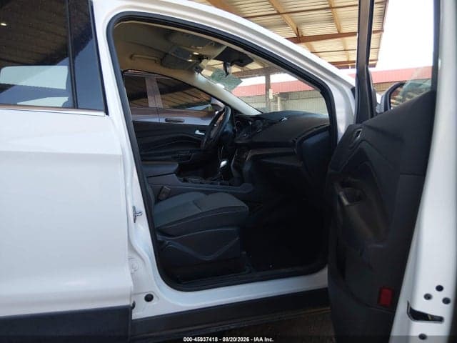 2019 FORD ESCAPE SE 5