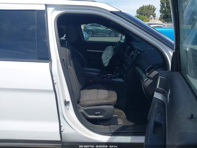 2017 FORD EXPLORER XLT 5