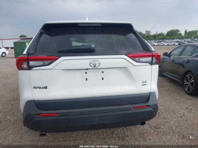 2022 TOYOTA RAV4 LE 16