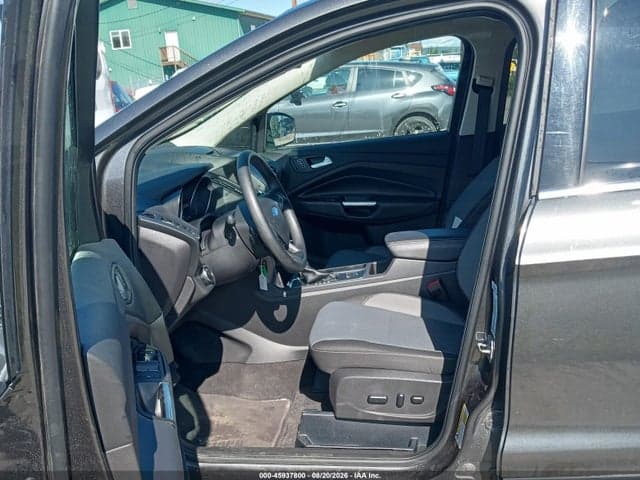 2017 FORD ESCAPE SE 5