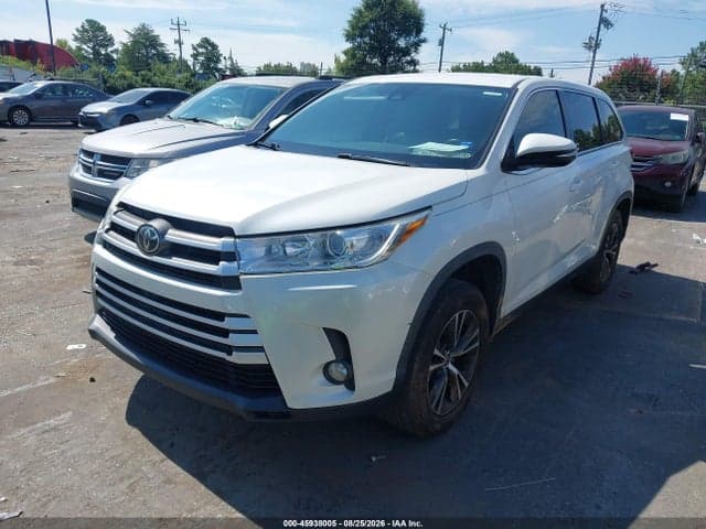 2019 TOYOTA HIGHLANDER LE PLUS 2