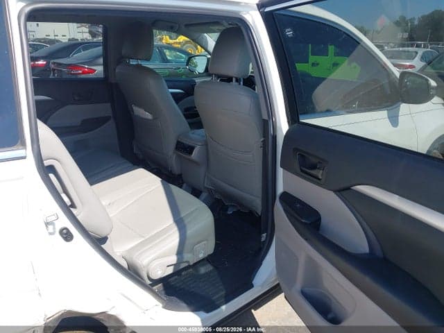 2019 TOYOTA HIGHLANDER LE PLUS 8
