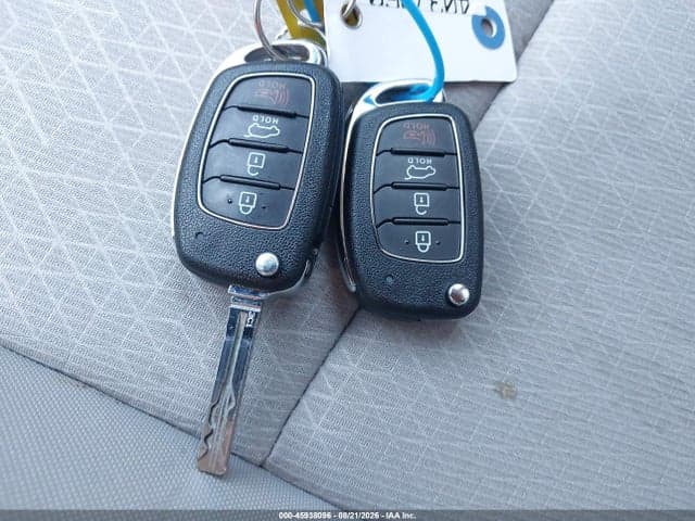 2018 HYUNDAI TUCSON SE 11