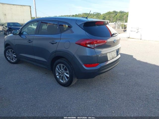 2018 HYUNDAI TUCSON SE 3