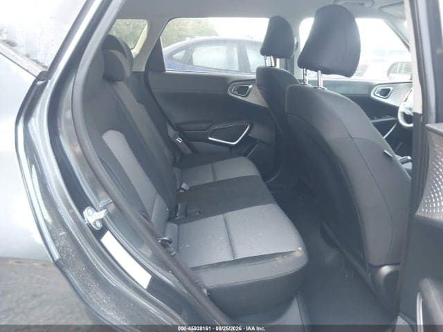 2025 KIA SOUL LX 8