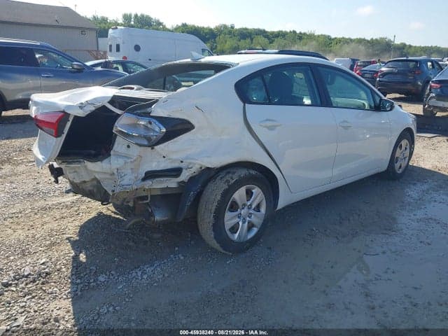 2017 KIA FORTE LX 4
