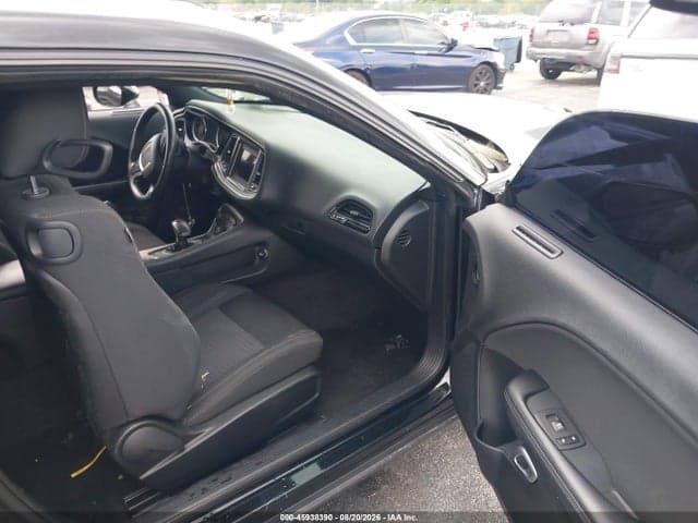 2019 DODGE CHALLENGER SXT 5