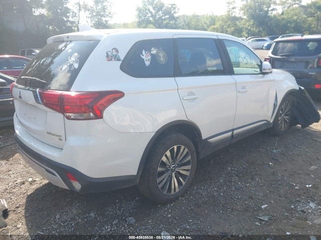 2019 MITSUBISHI OUTLANDER SE 4