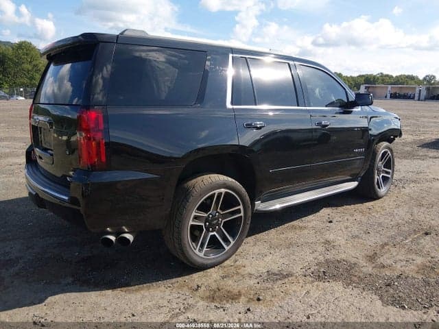 2017 CHEVROLET TAHOE PREMIER 4