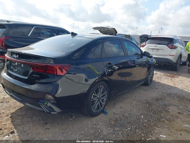 2023 KIA FORTE GT-LINE 4