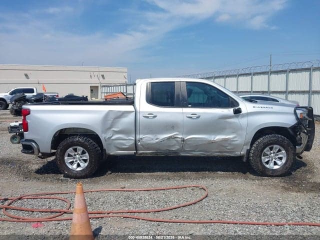 2019 CHEVROLET SILVERADO 1500 LT 13