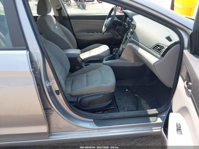2017 HYUNDAI ELANTRA SE 5