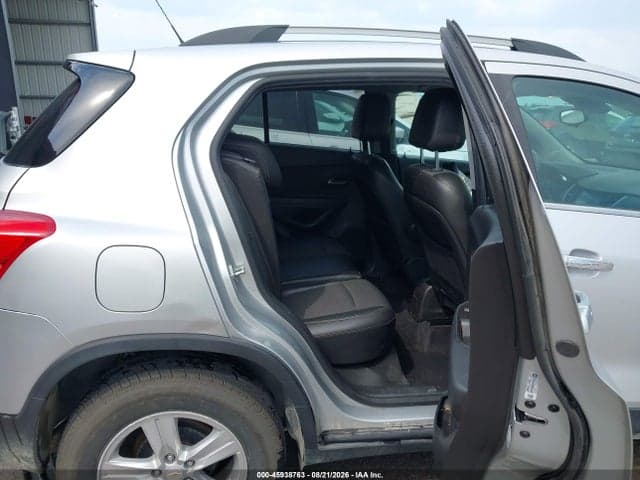 2017 CHEVROLET TRAX LT 8