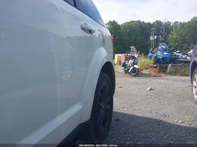 2019 DODGE JOURNEY SE 6