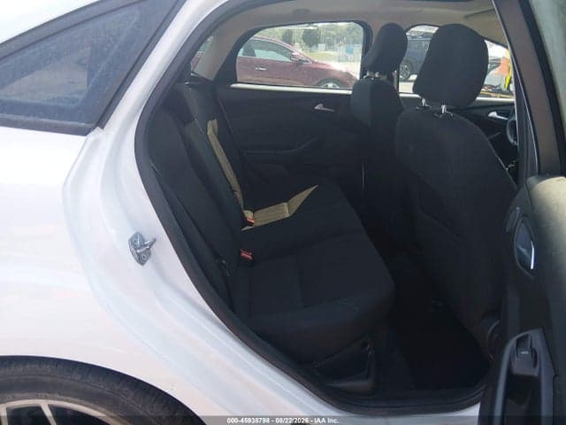 2017 FORD FOCUS SEL 8