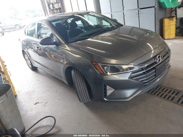 2019 HYUNDAI ELANTRA SE 1