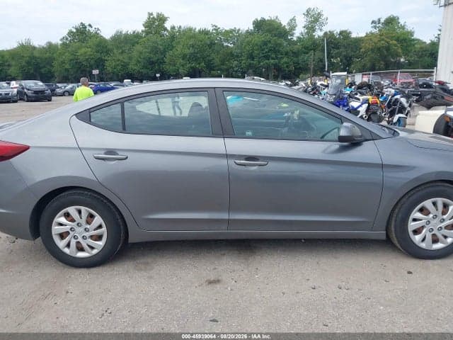 2019 HYUNDAI ELANTRA SE 12
