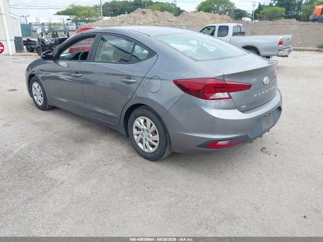 2019 HYUNDAI ELANTRA SE 3