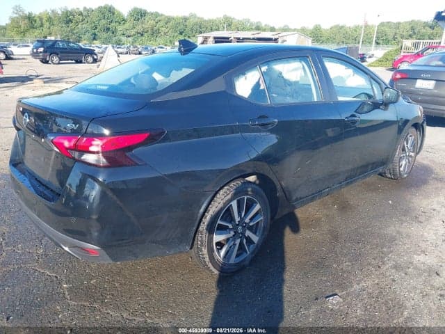2021 NISSAN VERSA SV XTRONIC CVT 4