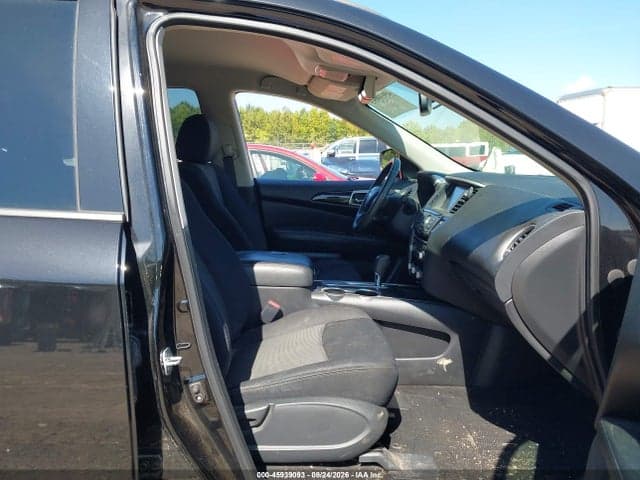 2018 NISSAN PATHFINDER SV 5