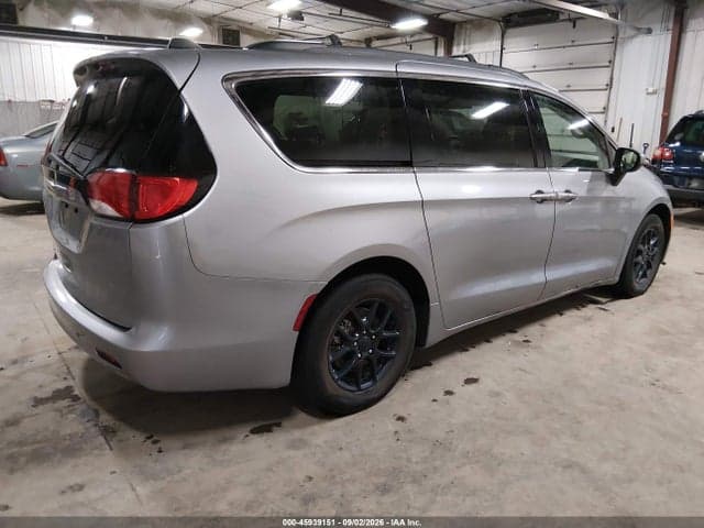 2021 CHRYSLER VOYAGER LXI 4